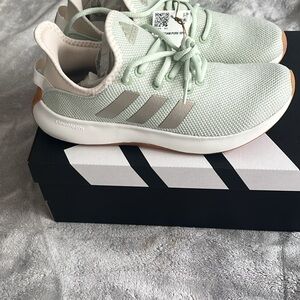 Adidas Women's Mint Green Sneakers